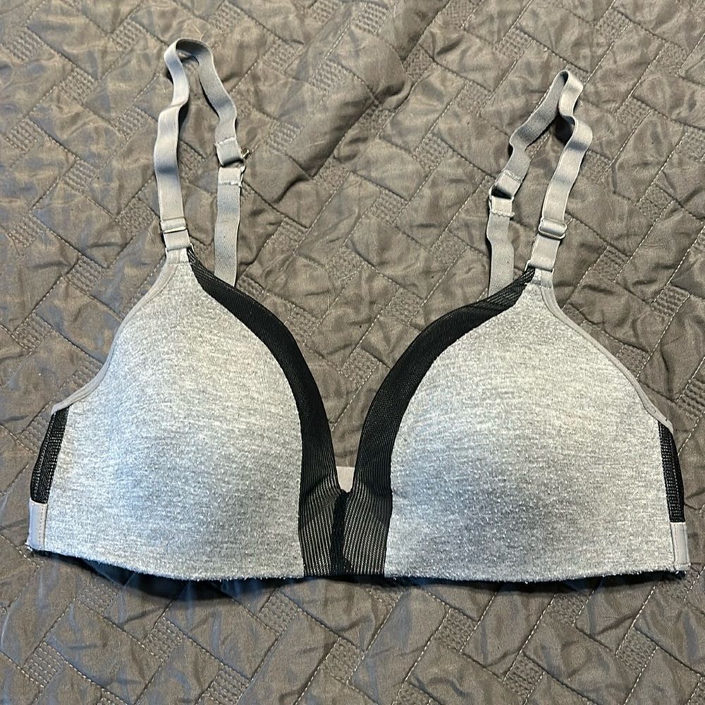 Lively no wire Gray Bra Size 36C